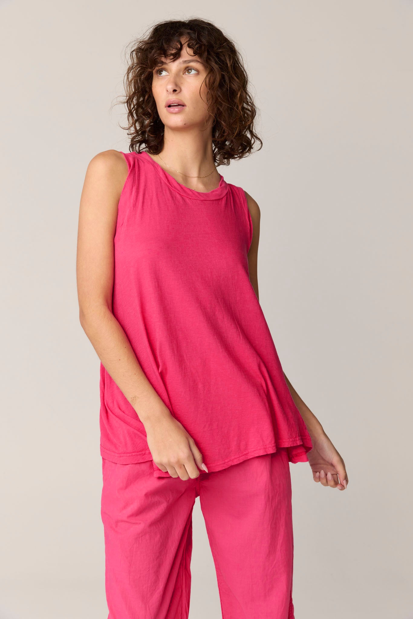 VERY TANK - RASPBERRY