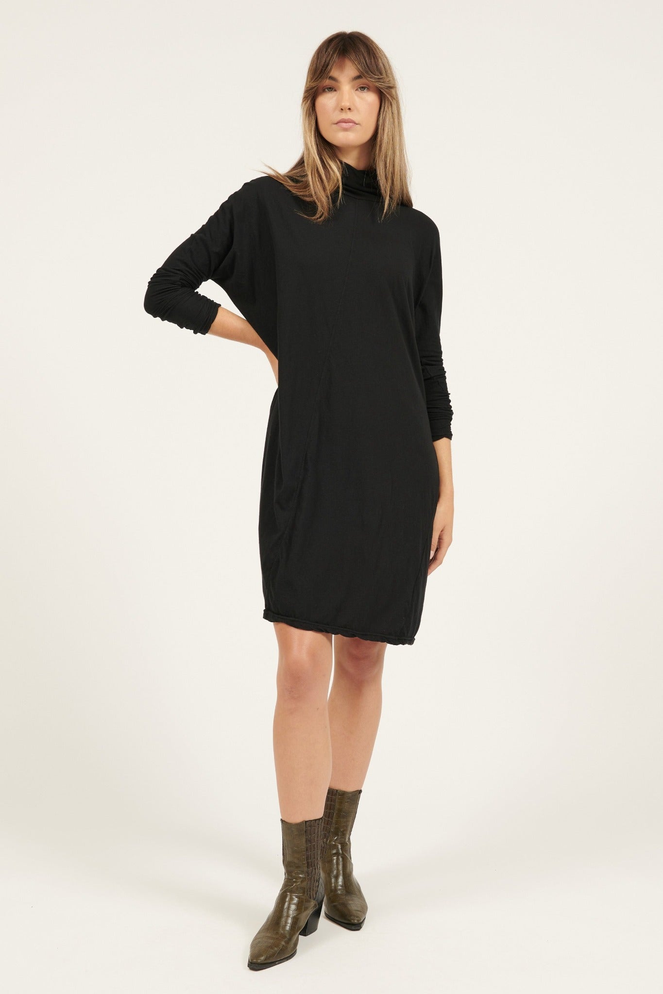 BRAVI DRESS - NOIR (PRE-ORDER) - Primness