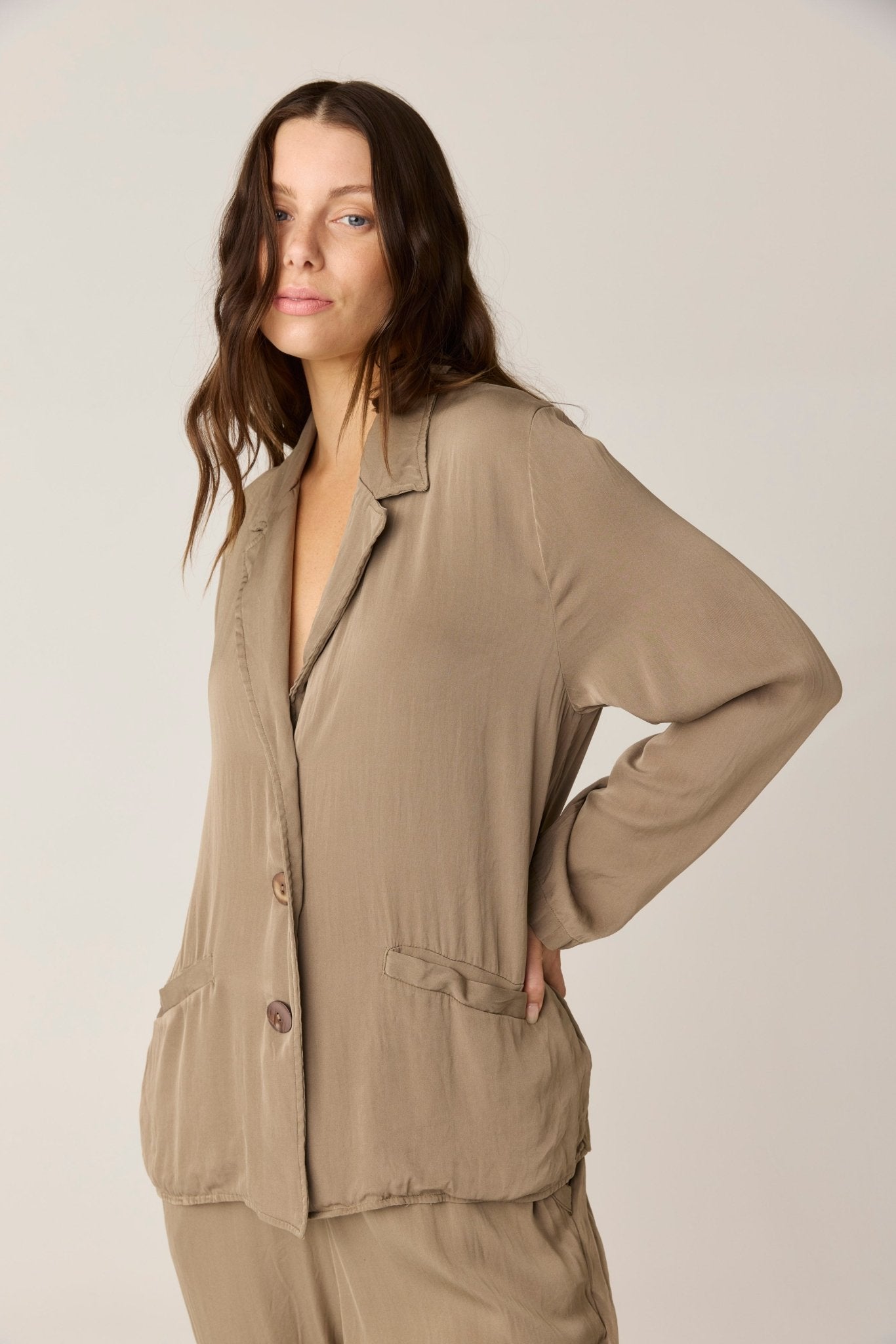 DUSK BLAZER - FAWN (PRE - ORDER) - Primness